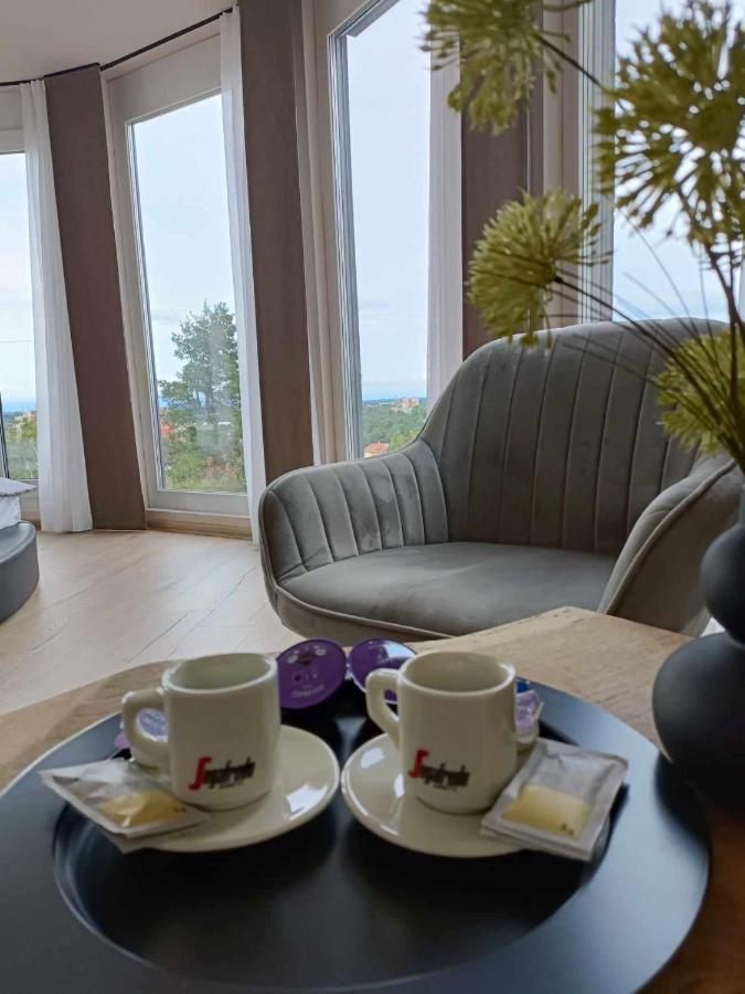 West Panorama Penthouse - Apartment With A Fantastic View Of The City Szombathely Eksteriør billede