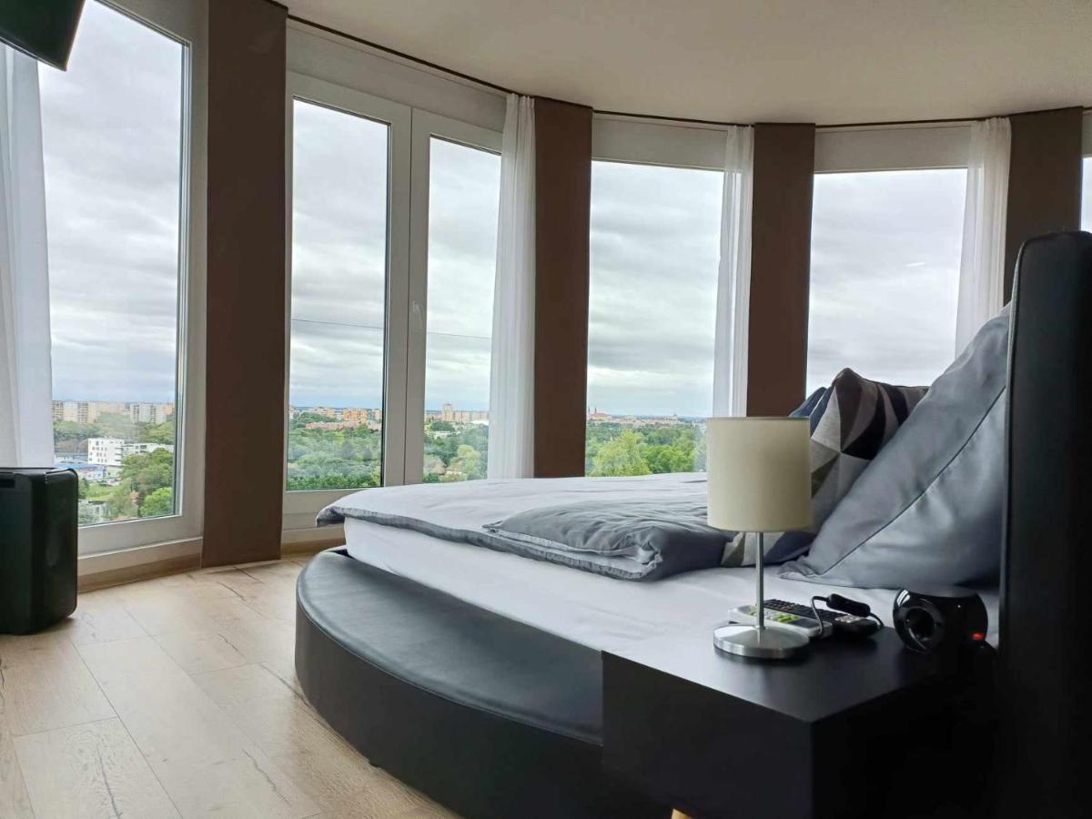 West Panorama Penthouse - Apartment With A Fantastic View Of The City Szombathely Eksteriør billede