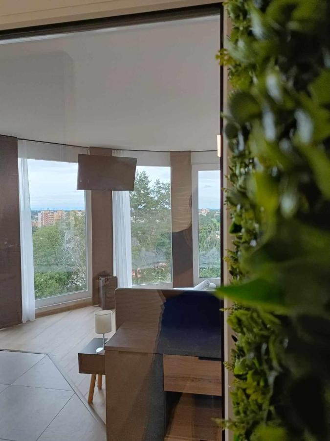 West Panorama Penthouse - Apartment With A Fantastic View Of The City Szombathely Eksteriør billede