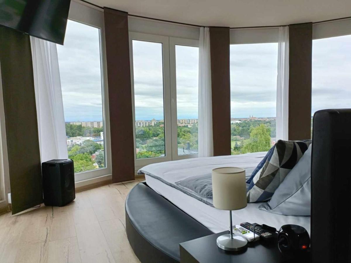 West Panorama Penthouse - Apartment With A Fantastic View Of The City Szombathely Eksteriør billede